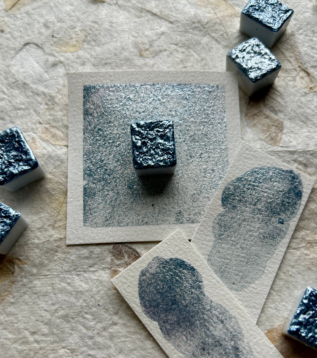 Claire Chi Studio — Silver Blue Sparkle — amostra de cor