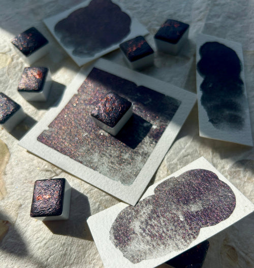 Claire Chi Studio — Elderberry — foto oficial