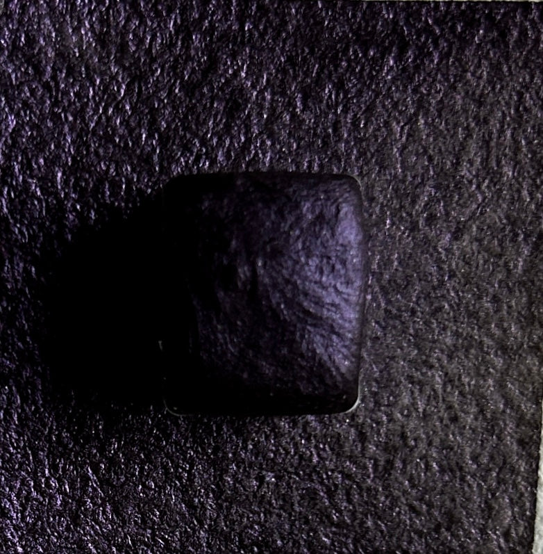 Claire Chi Studio — Mystic Violet — amostra de cor