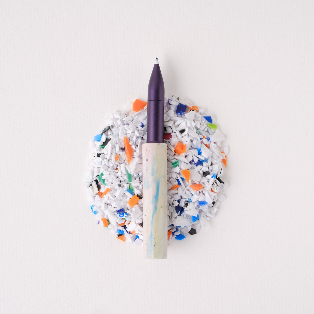 Tom’s Studio Wren Write Off — Iris / Funfetti