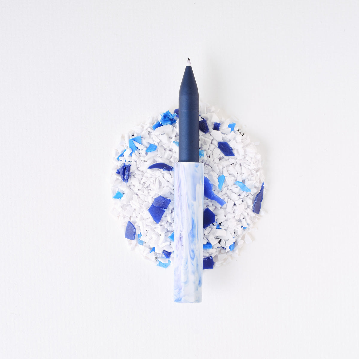 Tom’s Studio Wren Write Off — Midnight / Nimbus