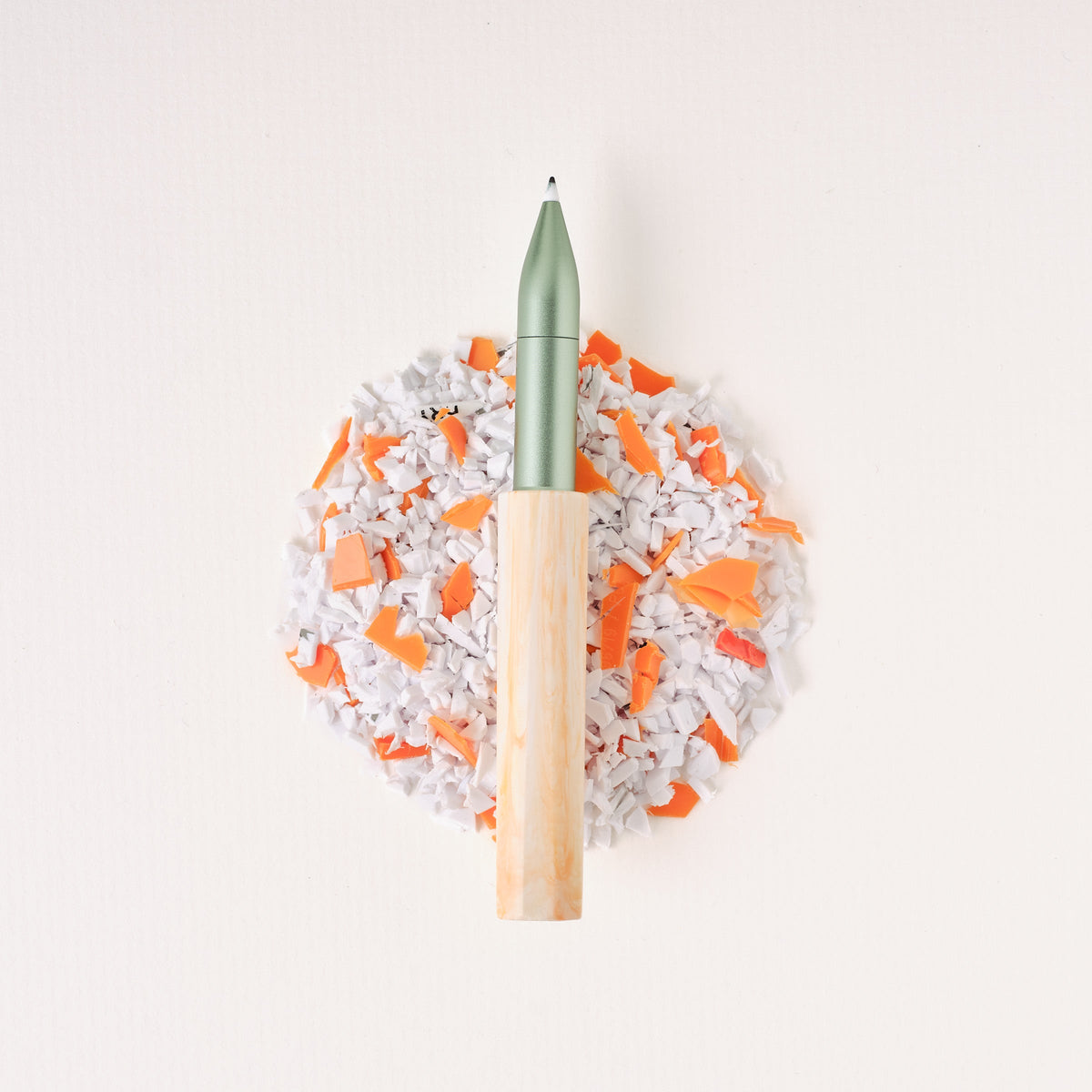 Tom’s Studio Wren Write Off — Sage / Apricot